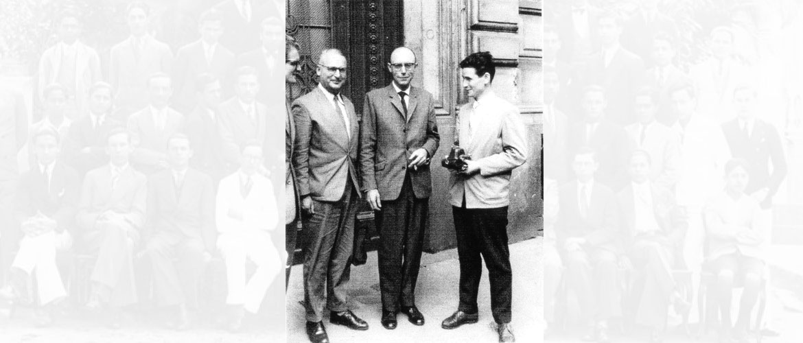 Foto 2 - Egon Schaden em Leipzig - Alemanha - 1961. Legenda: Acervo Família Schaden.