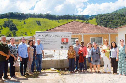 Senador e Deputada Federal conheceram obras do Centro Cultural Egon Schaden