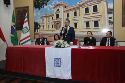 IES PARTICIPA DA CERIMÔNIA DA POSSE DA NOVA DIRETORIA DO IHGSC